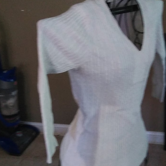 Sweater - Picture 2 of 3